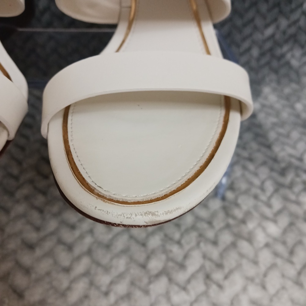 Tory Burch Cream Leather Wedge Sandals with Gold Logo - Picture 9 of 16